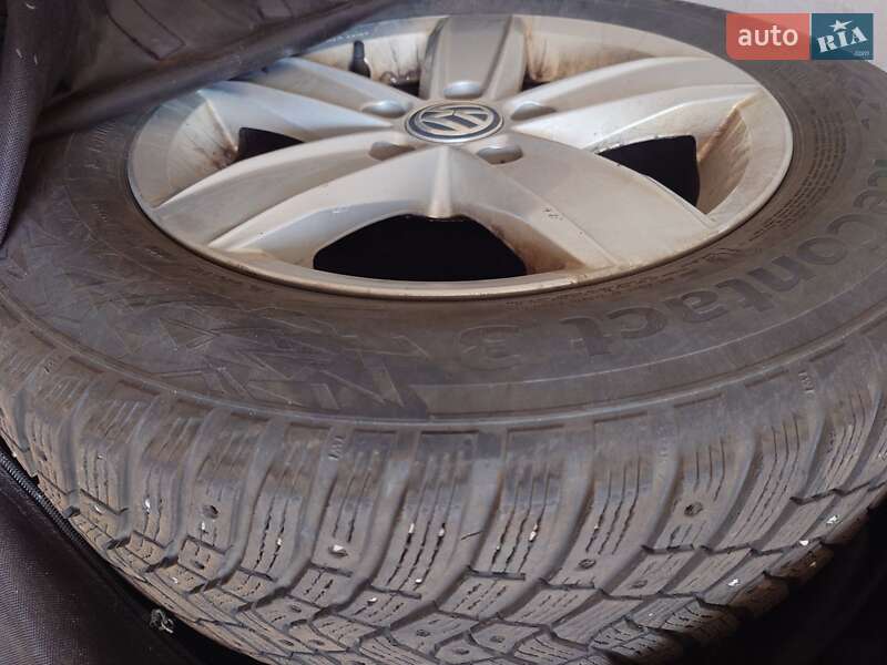 Хетчбек Volkswagen e-Golf 2017 в Луцьку