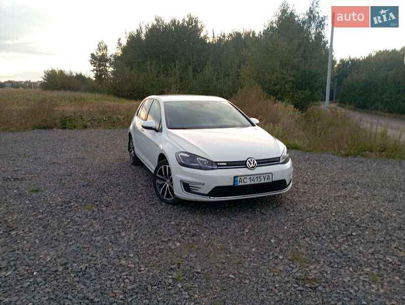 Хэтчбек Volkswagen e-Golf 2018 в Луцке