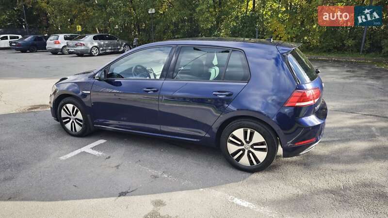 Хэтчбек Volkswagen e-Golf 2018 в Каменец-Подольском