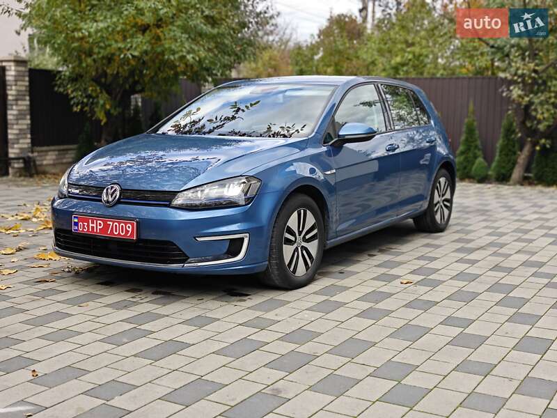 Хэтчбек Volkswagen e-Golf 2015 в Ивано-Франковске