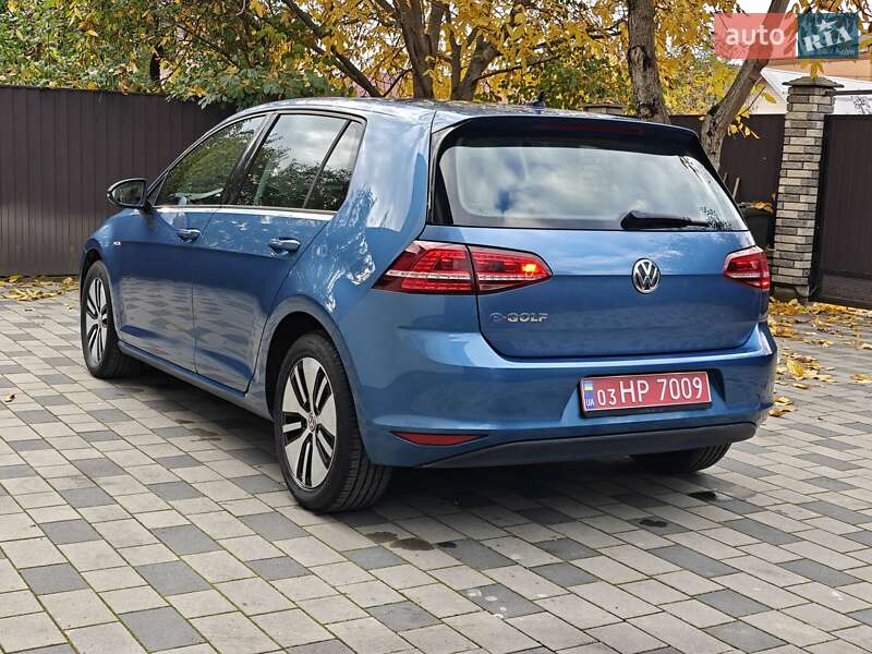 Хэтчбек Volkswagen e-Golf 2015 в Ивано-Франковске