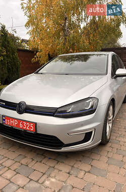 Хетчбек Volkswagen e-Golf 2015 в Києві Хетчбек Volkswagen e-Golf 2015 в Києві