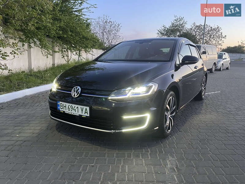 Хэтчбек Volkswagen e-Golf 2019 в Одессе