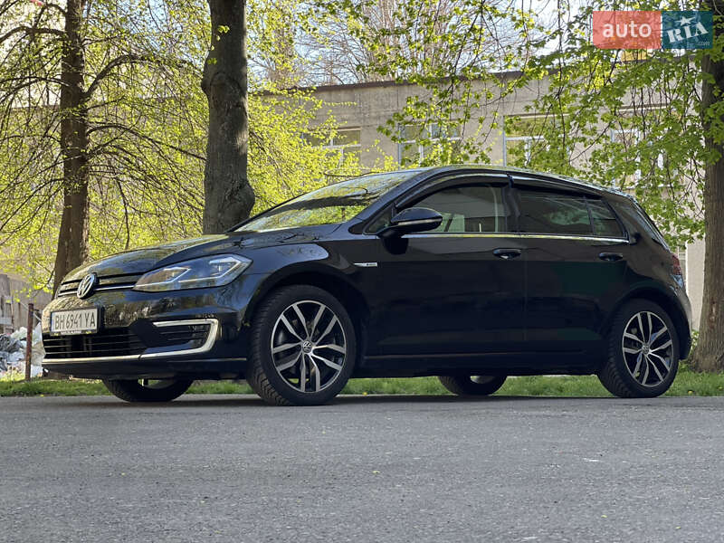 Хэтчбек Volkswagen e-Golf 2019 в Одессе