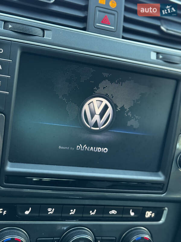 Хэтчбек Volkswagen e-Golf 2016 в Дрогобыче фото 44 Хэтчбек Volkswagen e-Golf 2016 в Дрогобыче