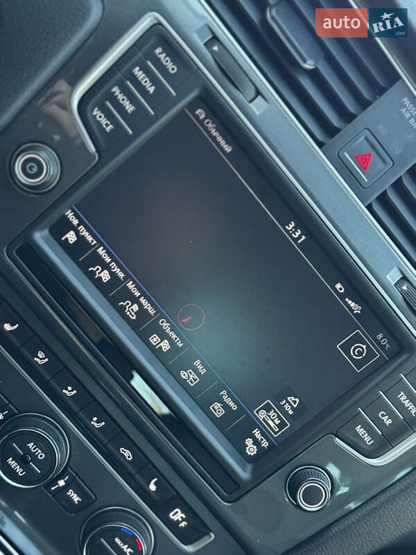 Хэтчбек Volkswagen e-Golf 2016 в Дрогобыче фото 48 Хэтчбек Volkswagen e-Golf 2016 в Дрогобыче