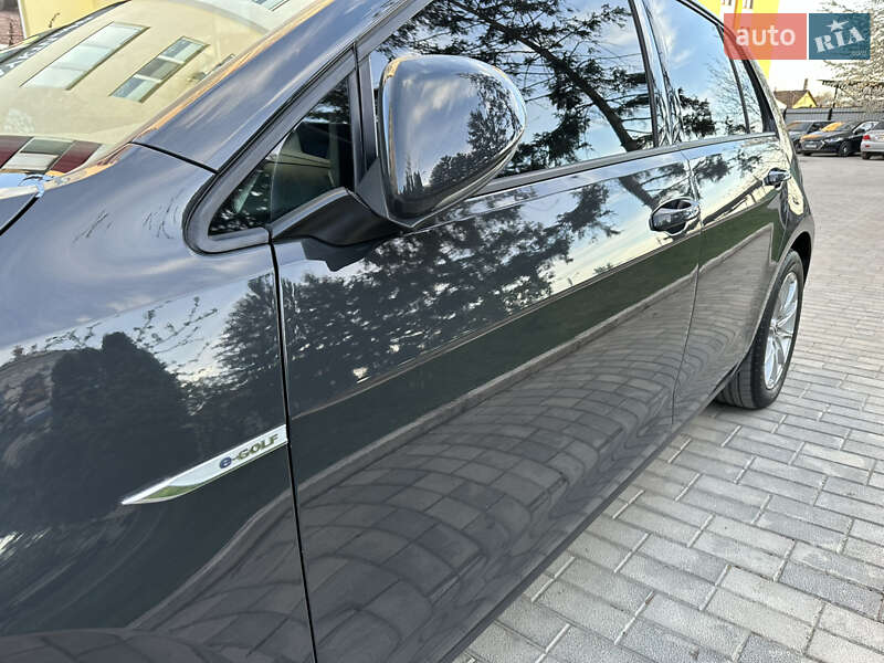 Хетчбек Volkswagen e-Golf 2015 в Кам'янець-Подільському