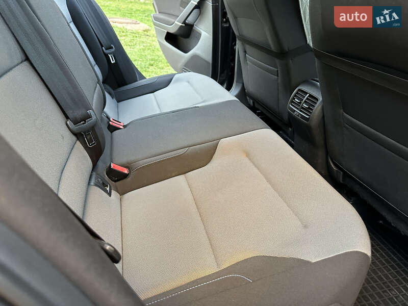 Хетчбек Volkswagen e-Golf 2015 в Кам'янець-Подільському