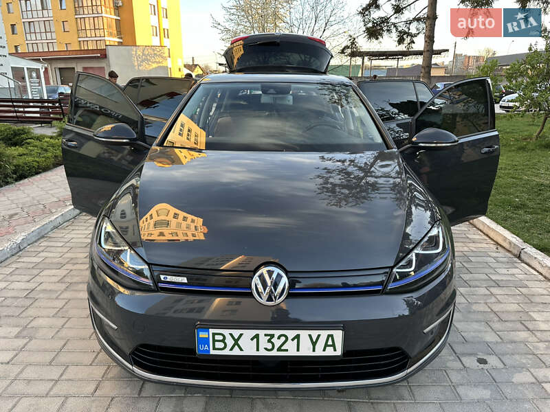 Хетчбек Volkswagen e-Golf 2015 в Кам'янець-Подільському