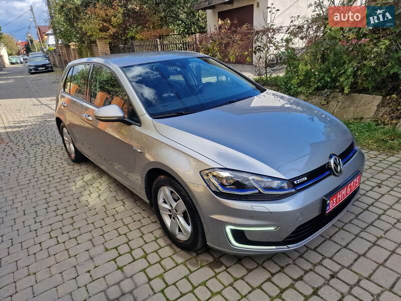 Хэтчбек Volkswagen e-Golf 2017 в Львове фото 15 Хэтчбек Volkswagen e-Golf 2017 в Львове