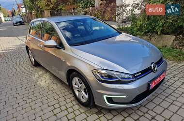 Хэтчбек Volkswagen e-Golf 2017 в 