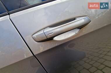 Хэтчбек Volkswagen e-Golf 2017 в 