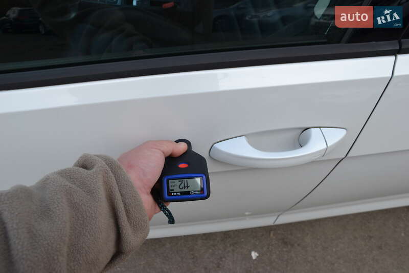 Хэтчбек Volkswagen e-Golf 2015 в Луцке фото 28 Хэтчбек Volkswagen e-Golf 2015 в Луцке