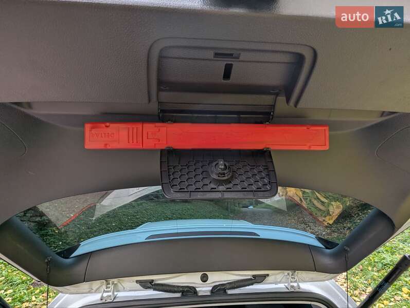 Хетчбек Volkswagen e-Golf 2018 в Рівному