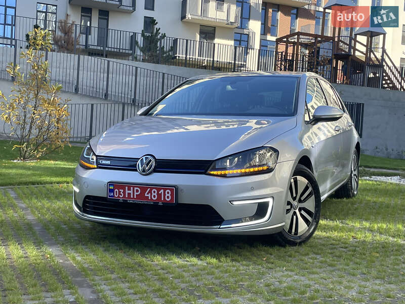 Хетчбек Volkswagen e-Golf 2015 в Львові