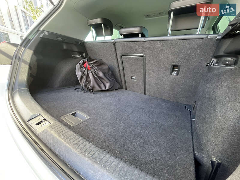 Хетчбек Volkswagen e-Golf 2015 в Львові