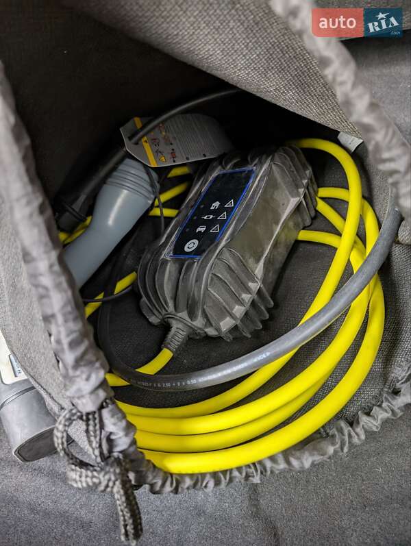 Хетчбек Volkswagen e-Golf 2018 в Рівному