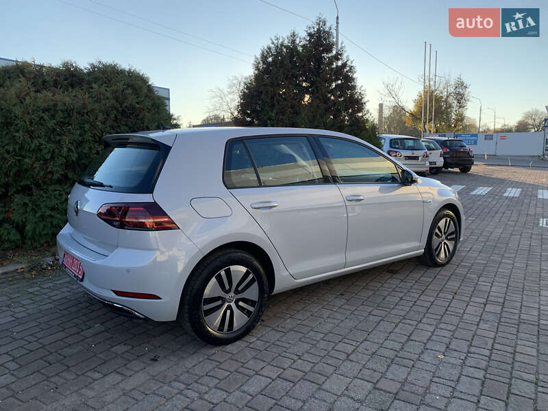 Хетчбек Volkswagen e-Golf 2018 в Рівному фото 13 Хетчбек Volkswagen e-Golf 2018 в Рівному