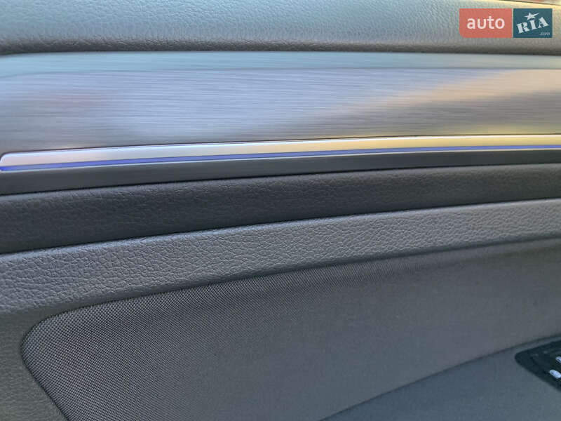Хетчбек Volkswagen e-Golf 2018 в Рівному фото 33 Хетчбек Volkswagen e-Golf 2018 в Рівному