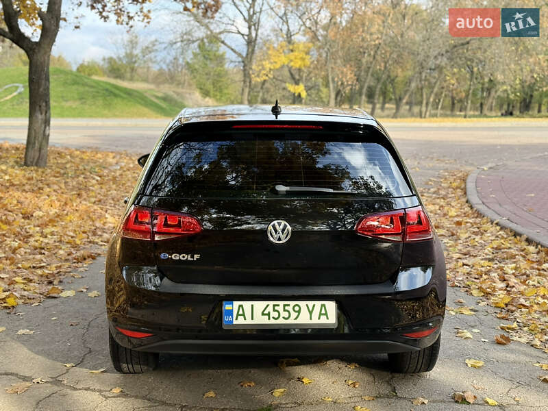 Хэтчбек Volkswagen e-Golf 2015 в Кропивницком