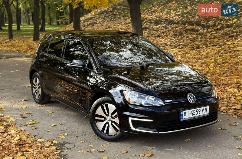 Хэтчбек Volkswagen e-Golf 2015 в Кропивницком