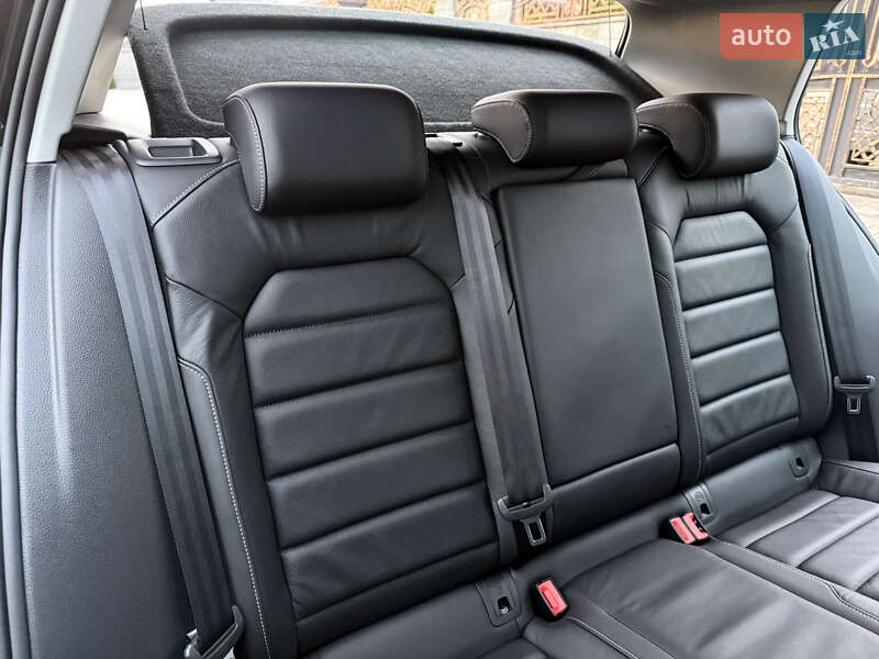 Хэтчбек Volkswagen e-Golf 2020 в Ровно