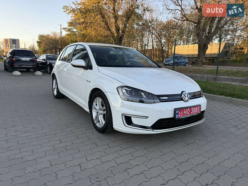 Хетчбек Volkswagen e-Golf 2014 в Радехові