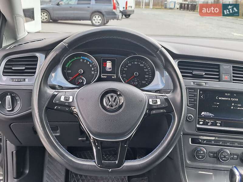 Хэтчбек Volkswagen e-Golf 2016 в Ровно