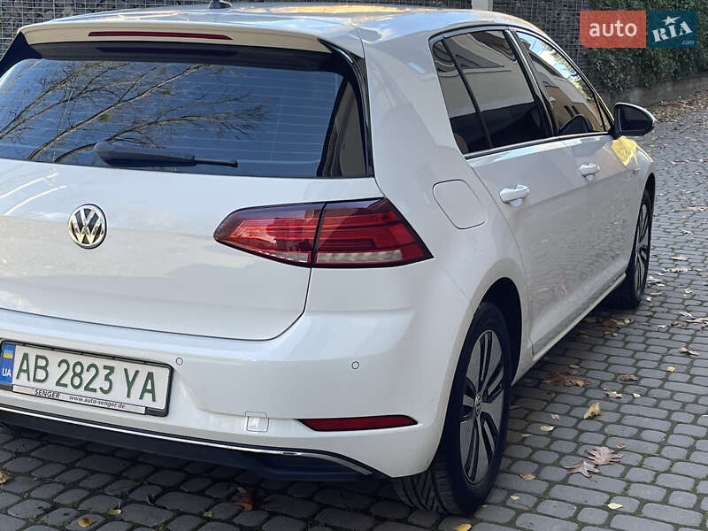 Хэтчбек Volkswagen e-Golf 2019 в Львове