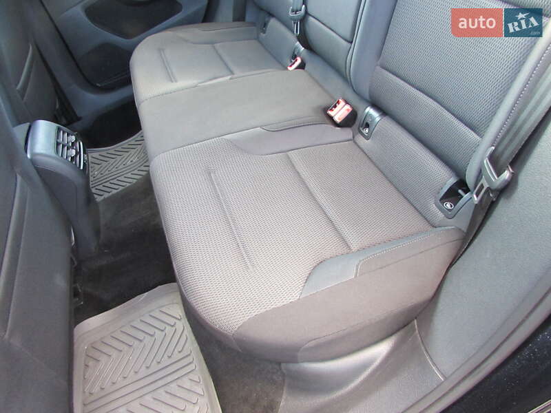 Хэтчбек Volkswagen e-Golf 2018 в Кропивницком