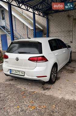 Хэтчбек Volkswagen e-Golf 2017 в Днепре