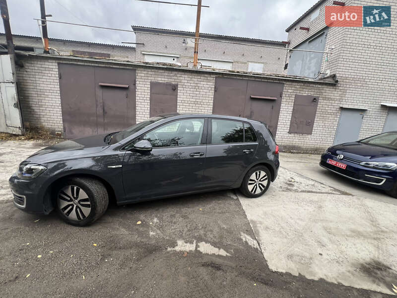 Хэтчбек Volkswagen e-Golf 2020 в Днепре