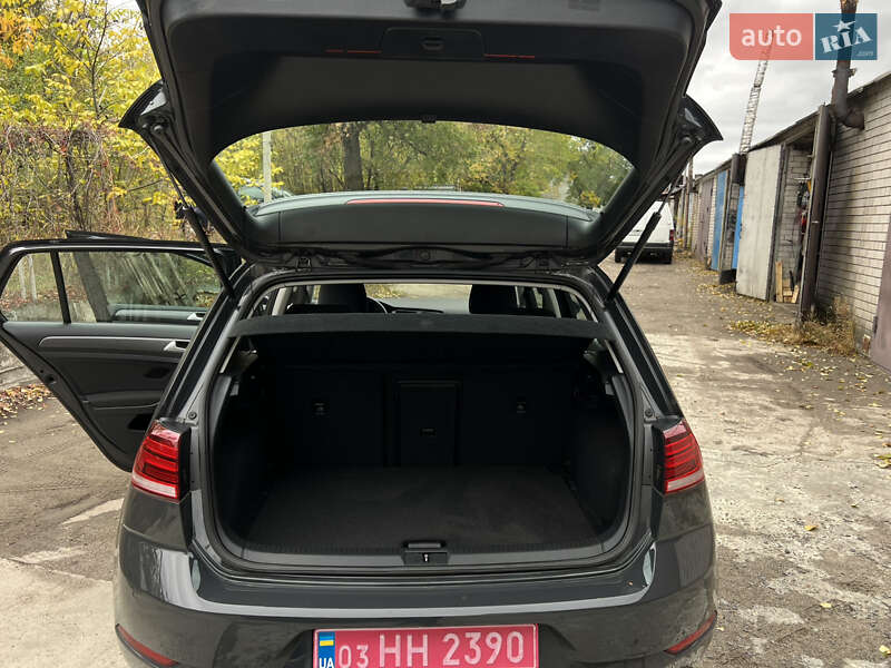 Хэтчбек Volkswagen e-Golf 2020 в Днепре