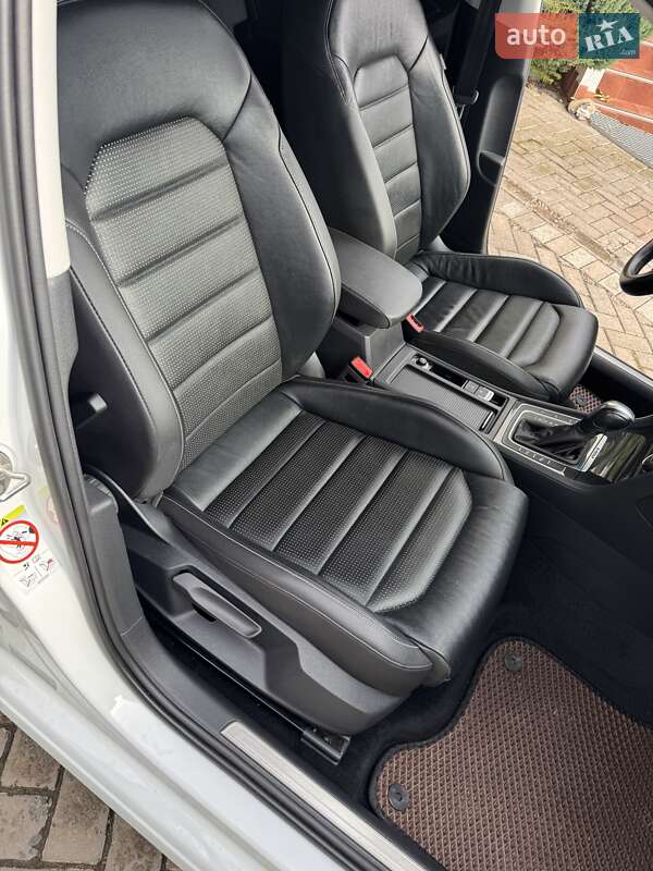 Хэтчбек Volkswagen e-Golf 2019 в Львове