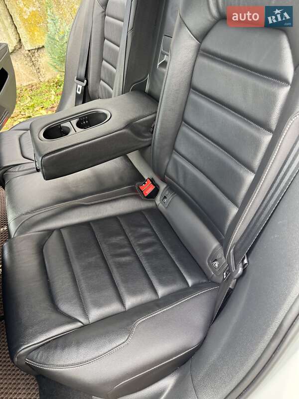 Хэтчбек Volkswagen e-Golf 2019 в Львове