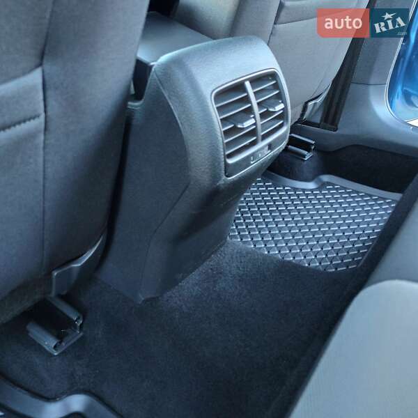 Хетчбек Volkswagen e-Golf 2015 в Старокостянтинові фото 88 Хетчбек Volkswagen e-Golf 2015 в Старокостянтинові