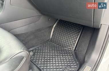 Хэтчбек Volkswagen e-Golf 2017 в 