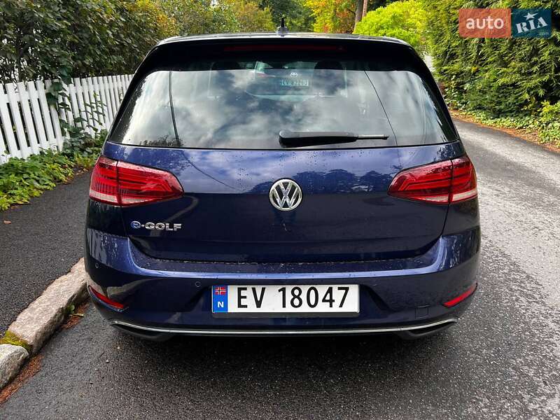 Хетчбек Volkswagen e-Golf 2018 в Києві