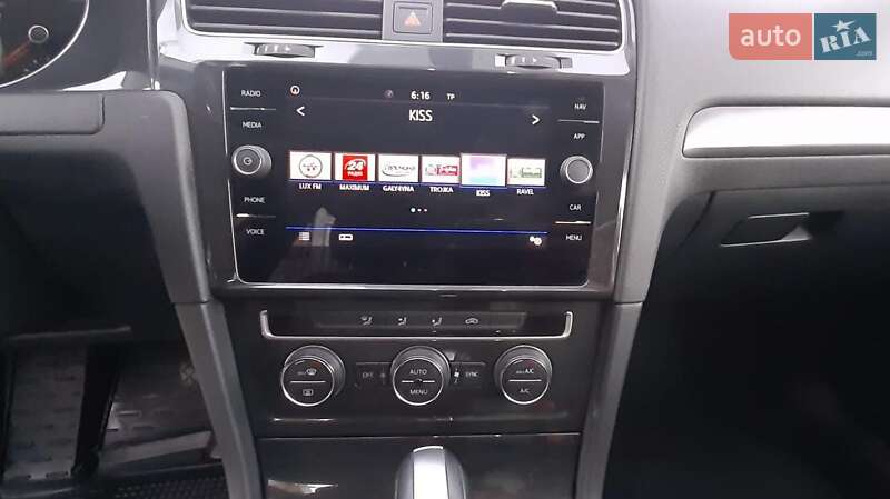 Хетчбек Volkswagen e-Golf 2020 в Львові фото 18 Хетчбек Volkswagen e-Golf 2020 в Львові