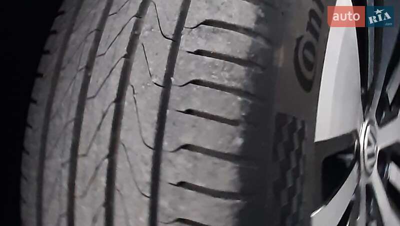 Хетчбек Volkswagen e-Golf 2020 в Львові фото 27 Хетчбек Volkswagen e-Golf 2020 в Львові