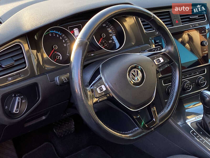 Хетчбек Volkswagen e-Golf 2020 в Самборі