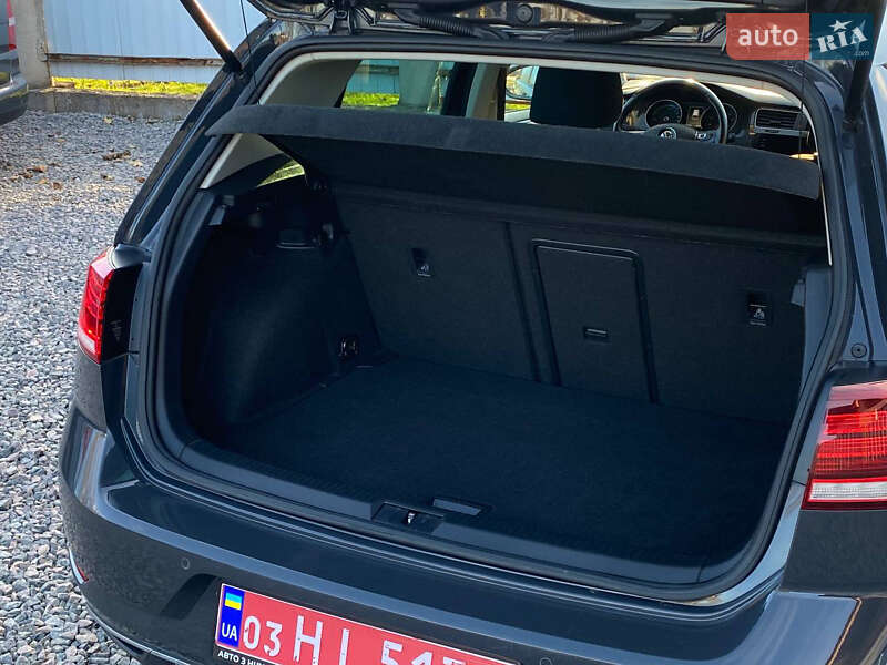 Хетчбек Volkswagen e-Golf 2020 в Самборі