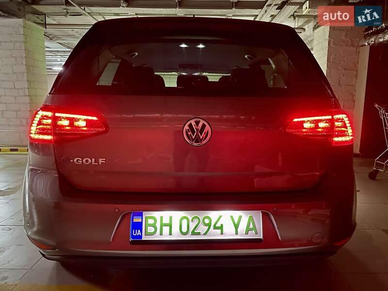 Хетчбек Volkswagen e-Golf 2016 в Одесі