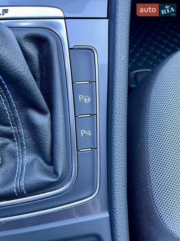 Хетчбек Volkswagen e-Golf 2016 в Одесі