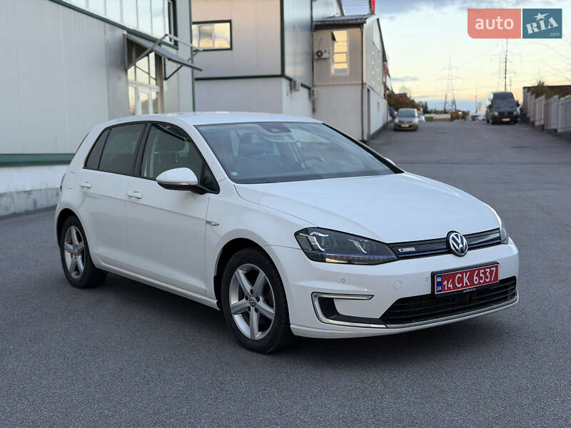 Хэтчбек Volkswagen e-Golf 2015 в Виннице