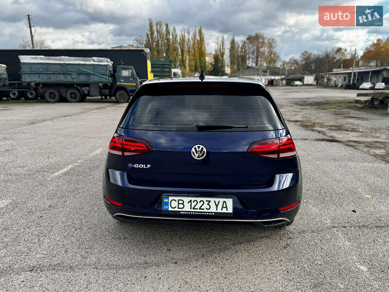 Хэтчбек Volkswagen e-Golf 2017 в Пирятине