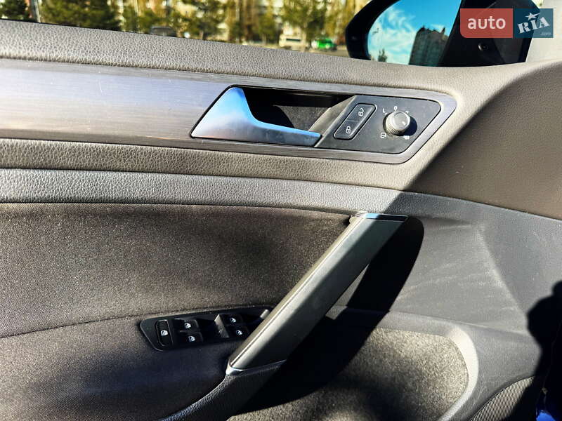 Хетчбек Volkswagen e-Golf 2018 в Миколаєві