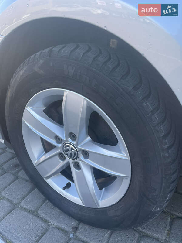 Хетчбек Volkswagen e-Golf 2015 в Львові
