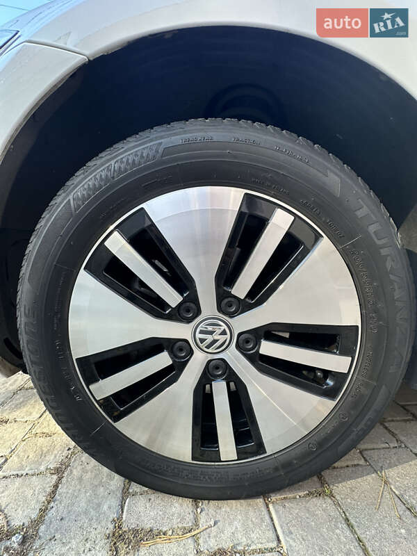 Хетчбек Volkswagen e-Golf 2020 в Одесі
