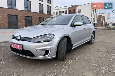 Хетчбек Volkswagen e-Golf 2016 в Рівному